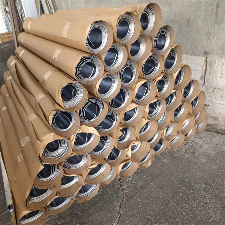 佛山铅板的建筑应用:优点与限制