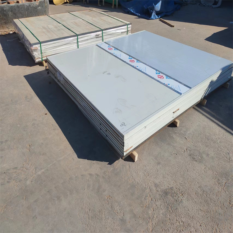 佛山铅门与气密门的区别