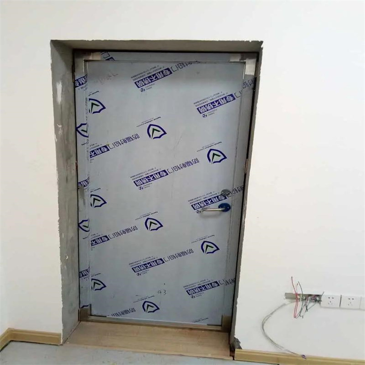 佛山铅门的材质与开启方式